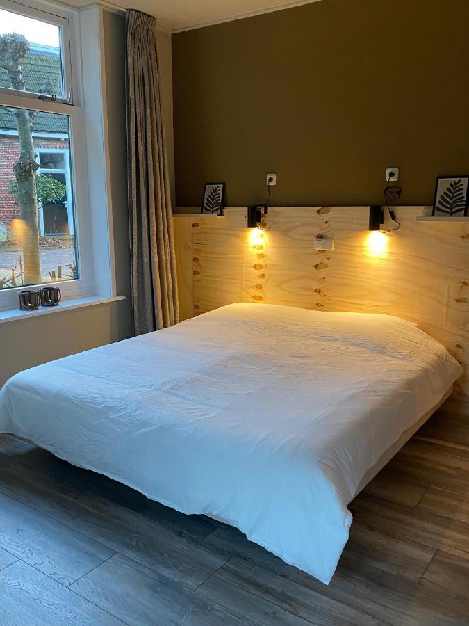 Cornjum Bed And Breakfast Stinzenflora מראה חיצוני תמונה